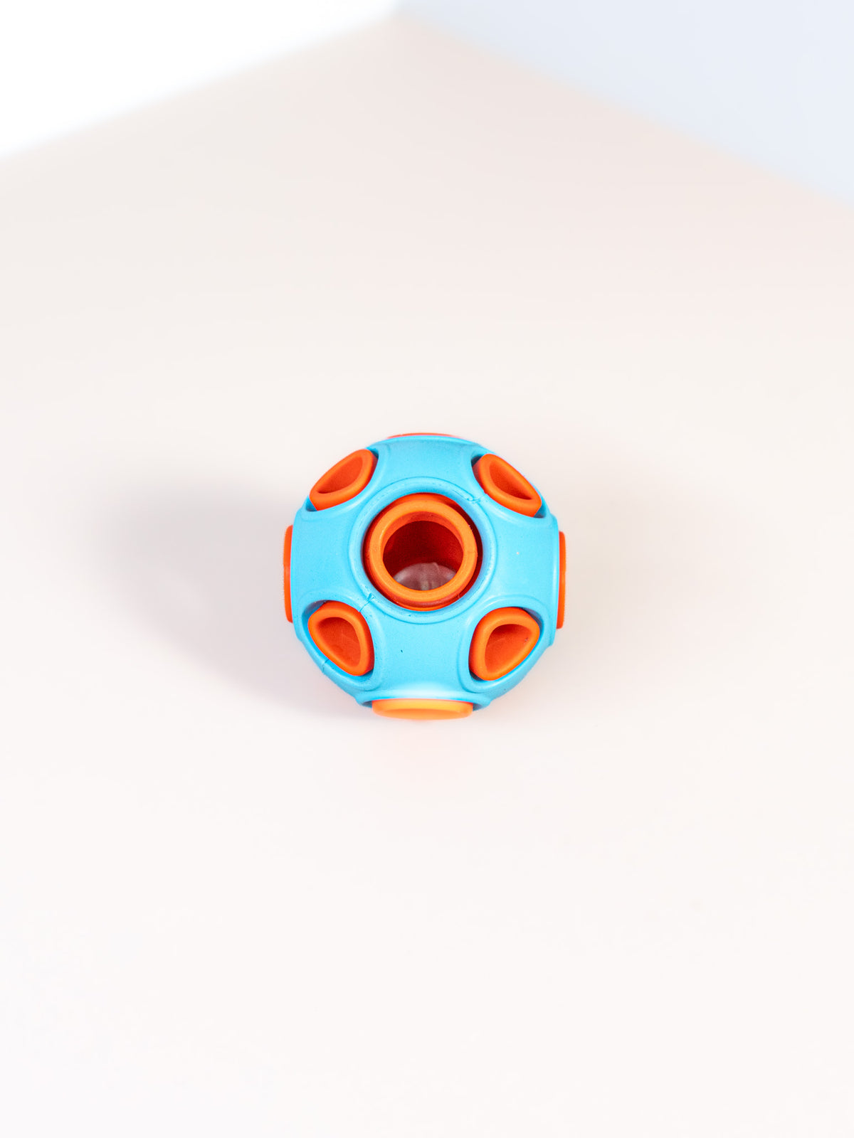 Light-Up Ball Dog Toy - Flash & Interactive